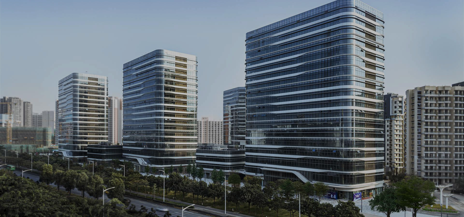 直線振動篩飼料篩分產(chǎn)量：16t/h